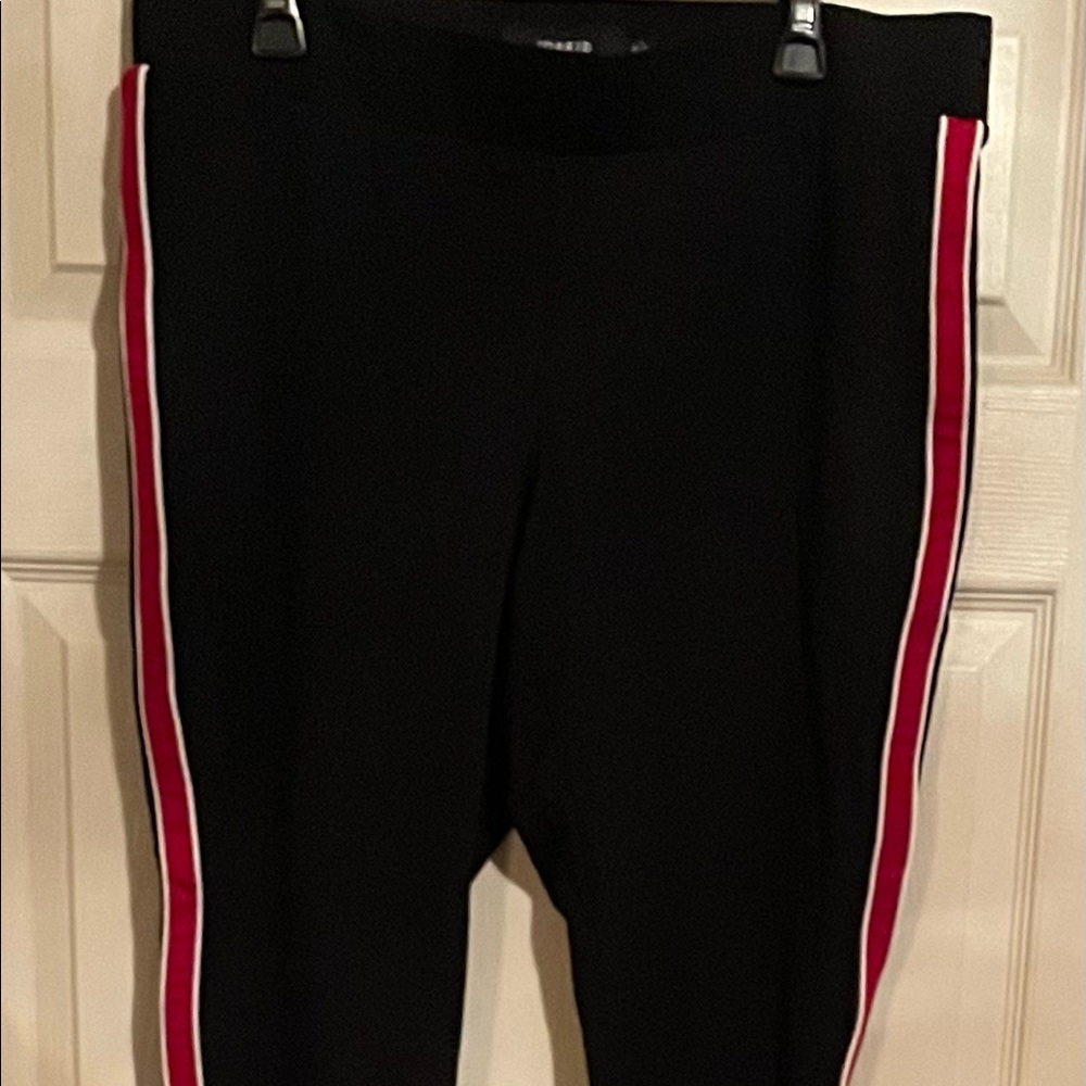 Torrid Red/Stripe Exercise Capris Size 2r - image 1